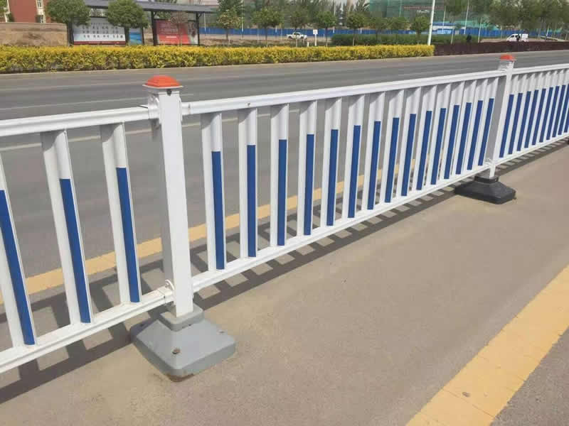 苏家屯防眩目道路护栏
